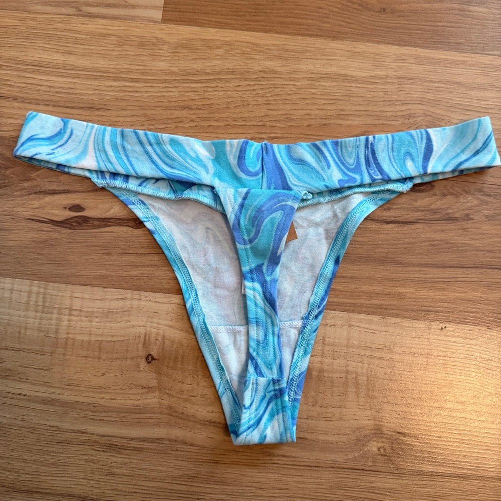 New Victoria's Secret PINK Blue Breeze Marble Print Thong Panty V Waistband Med - Picture 3 of 4